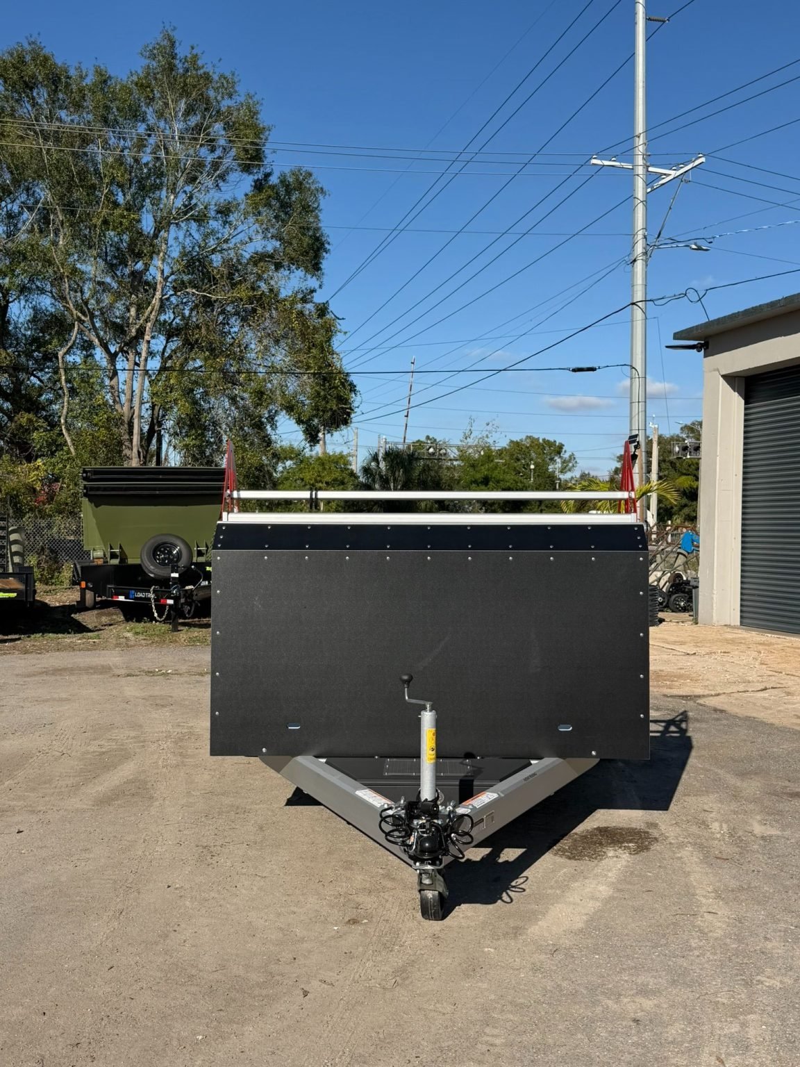 New 2026 Futura 7 x 16 Aluminum Lowering Car 7k Trailer - Image 3